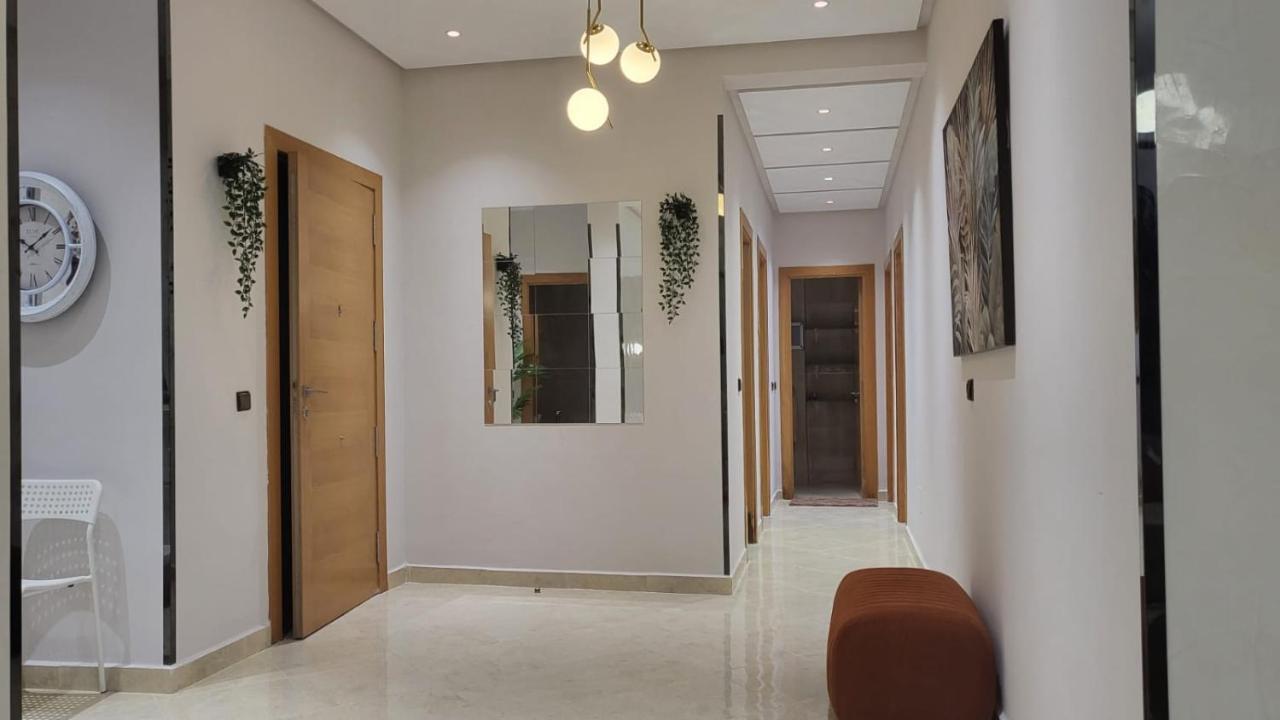 Charming New Large Luxurious Apartment. Tangier Exterior photo