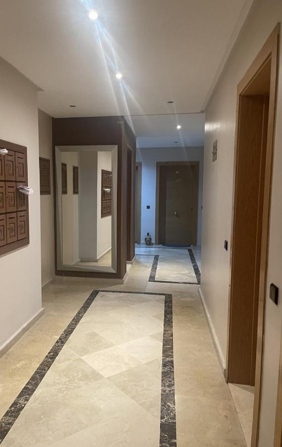 Charming New Large Luxurious Apartment. Tangier Exterior photo